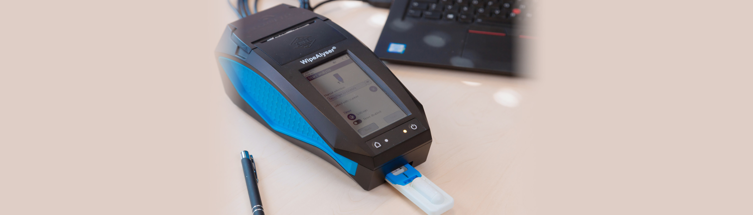 auftrag-3-1 WipeAlyser mit Test der ausgelesen wird in der ausgelesen wird